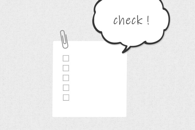 矯正治療で抜歯が必要となるケースをチェックするイメージ